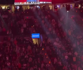 FBSports-小吧现场直击>利拉德今天开场前为纪念马丁·路德·金致辞